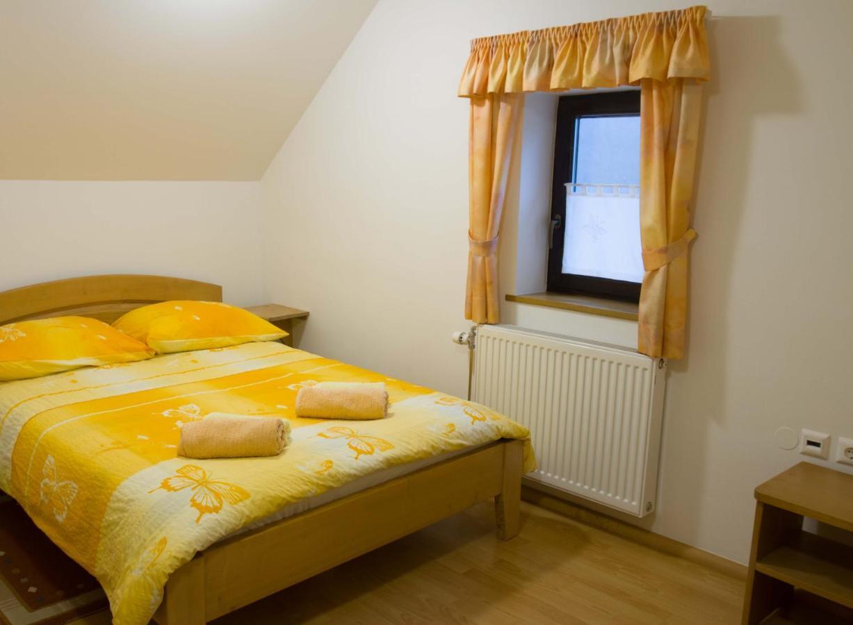 Apartments Pri Marjetki Cerkno Eksteriør billede