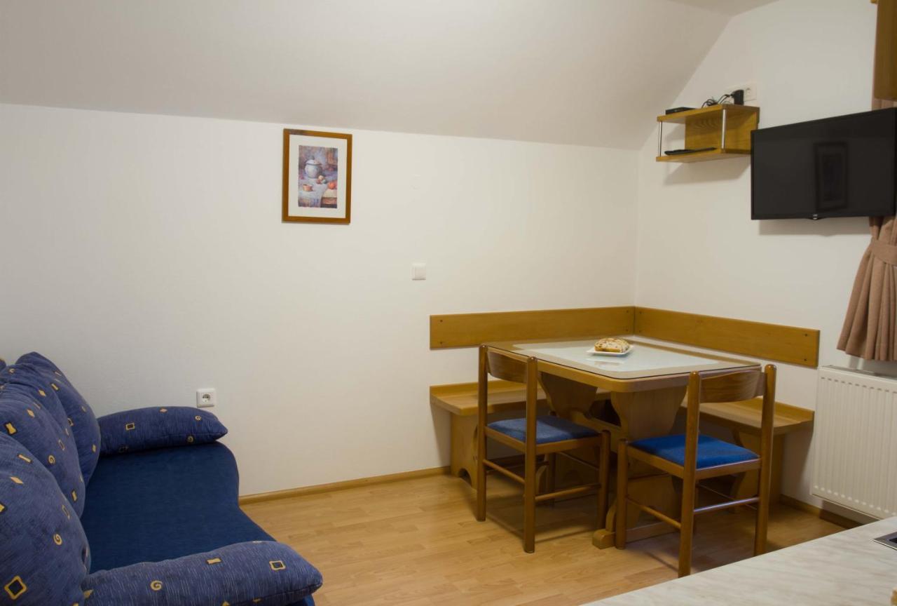 Apartments Pri Marjetki Cerkno Eksteriør billede